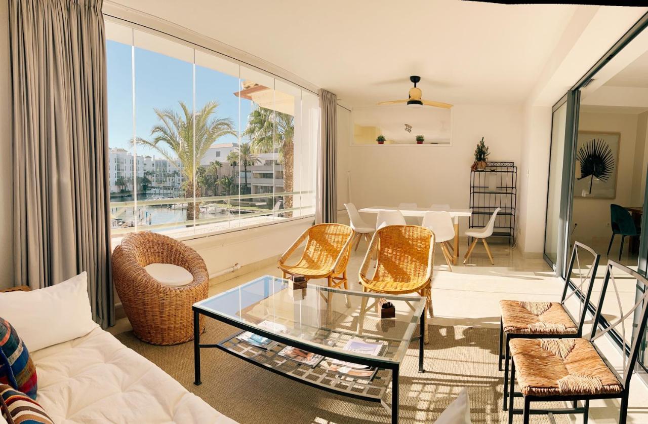 Sotogrande Alboaire- Waterfront Luxury 4 Bedroom Apt In The Marina Of Sotogrande Exterior photo