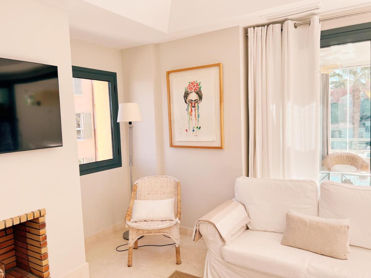 Sotogrande Alboaire- Waterfront Luxury 4 Bedroom Apt In The Marina Of Sotogrande Exterior photo