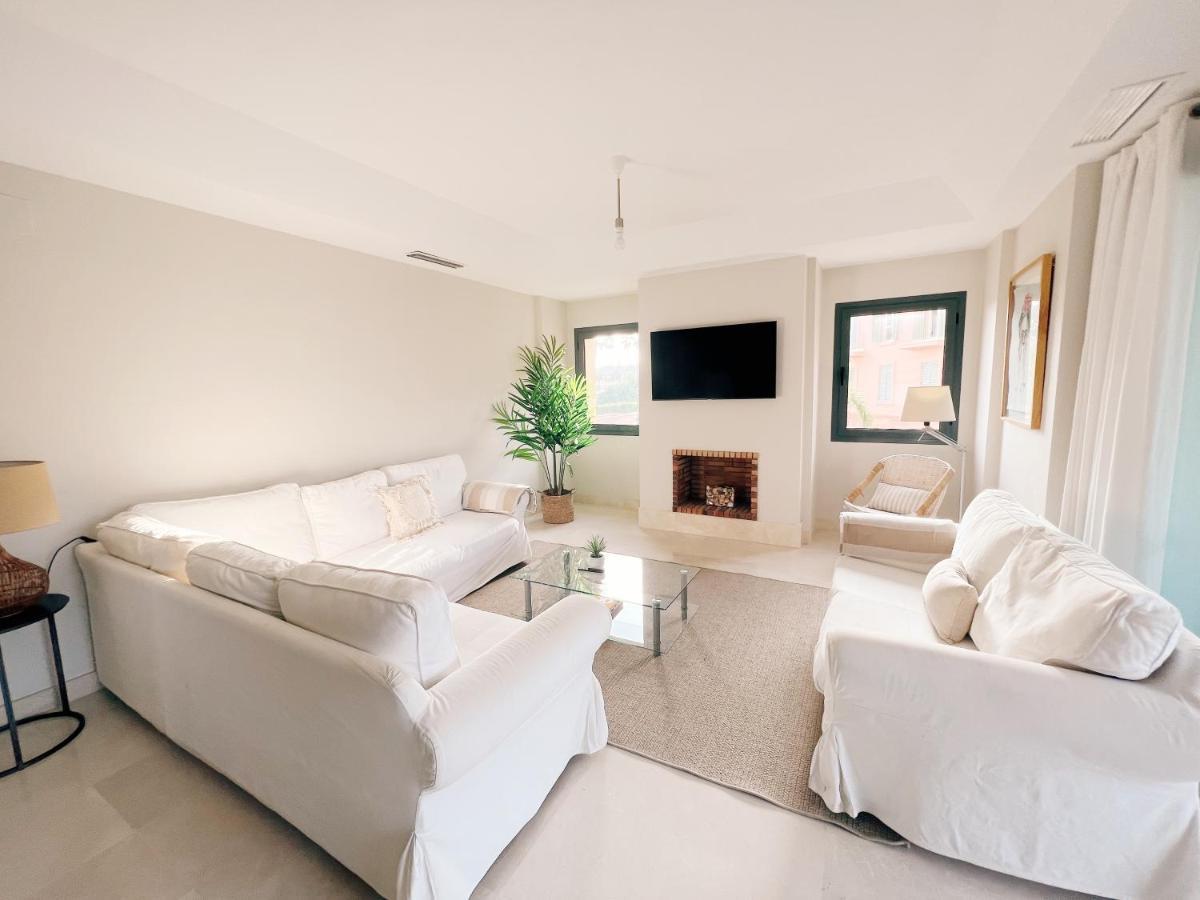 Sotogrande Alboaire- Waterfront Luxury 4 Bedroom Apt In The Marina Of Sotogrande Exterior photo