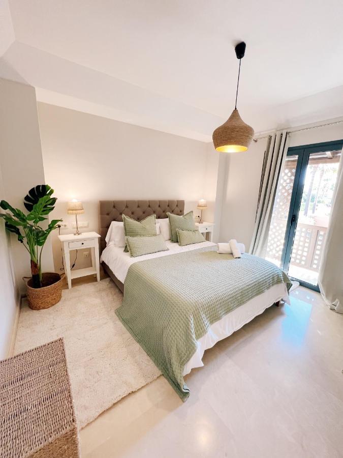 Sotogrande Alboaire- Waterfront Luxury 4 Bedroom Apt In The Marina Of Sotogrande Exterior photo